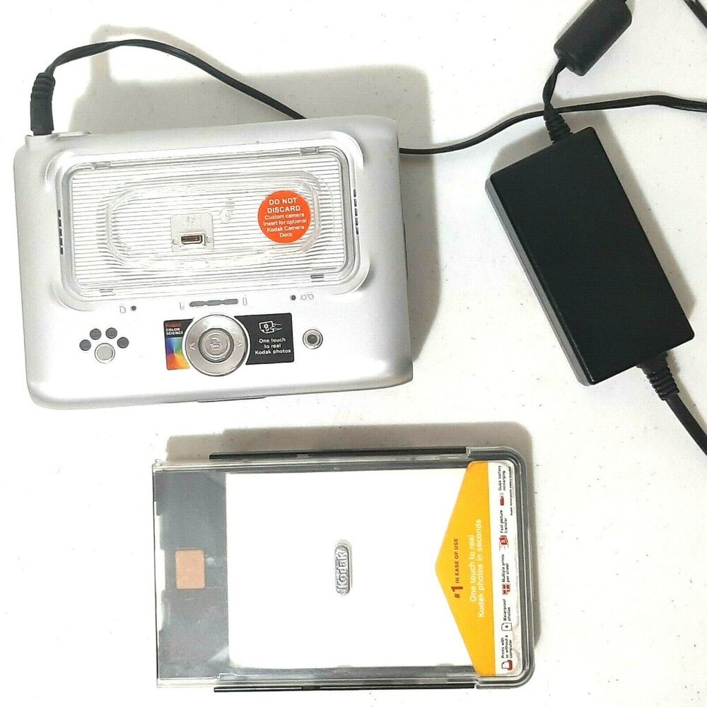 Kodak KCNEG525B5530 EasyShare Printer‎ Dock Series 3 Powers Up Untested